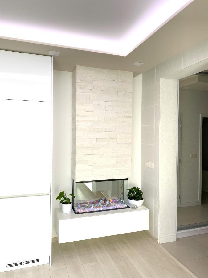 Die Eleganz - Apartment Near The City Center With Free Parking Bratislava Exteriör bild
